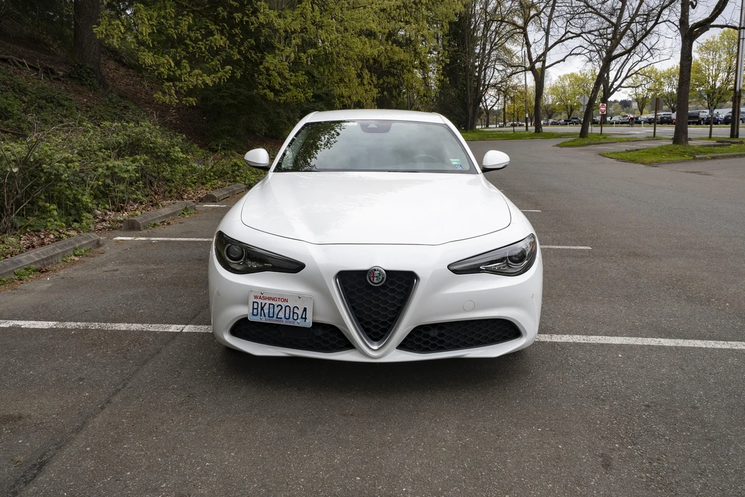 2018 Alfa Romeo Giulia - Image 6 of 31