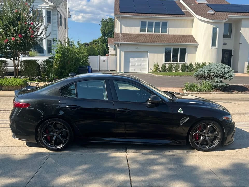 2018 Alfa Romeo Giulia Quadrifoglio - Image 14 of 19