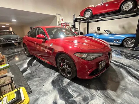 2018 Alfa Romeo Giulia Quadrifoglio Carbon Edition