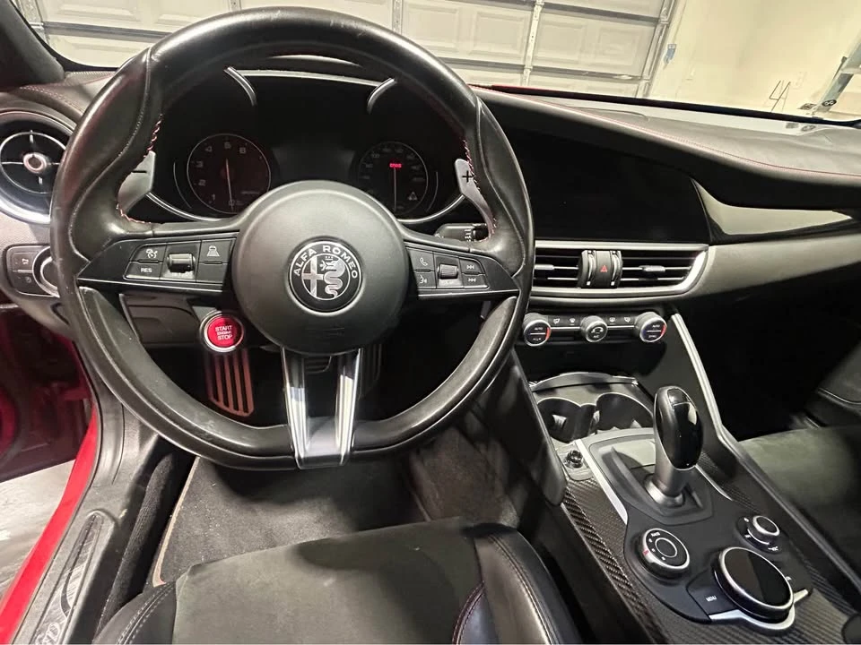 2018 Alfa Romeo Giulia Quadrifoglio - Image 10 of 12