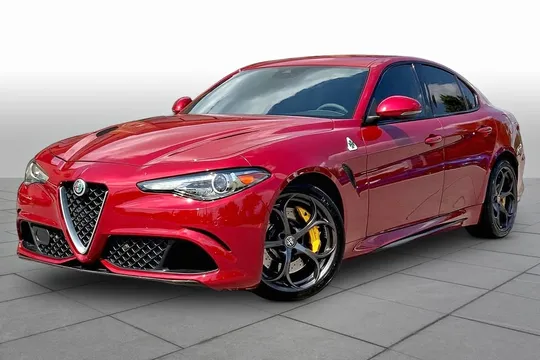 2018 Alfa Romeo Giulia Quadrifoglio