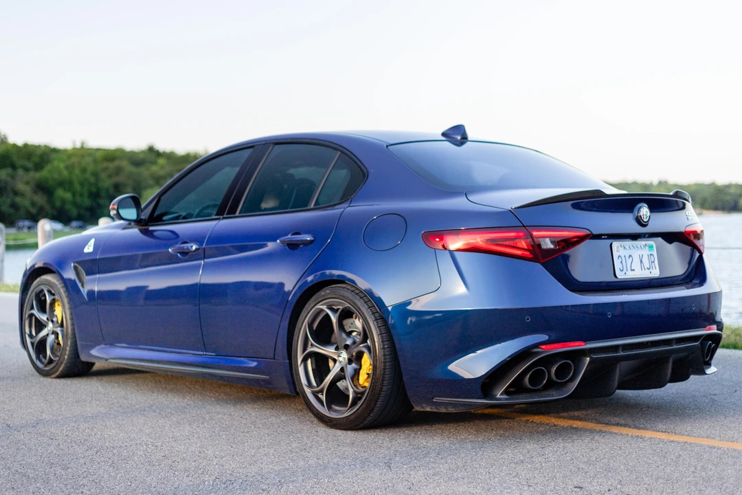 2018 Alfa Romeo Giulia Quadrifoglio - Image 4 of 31