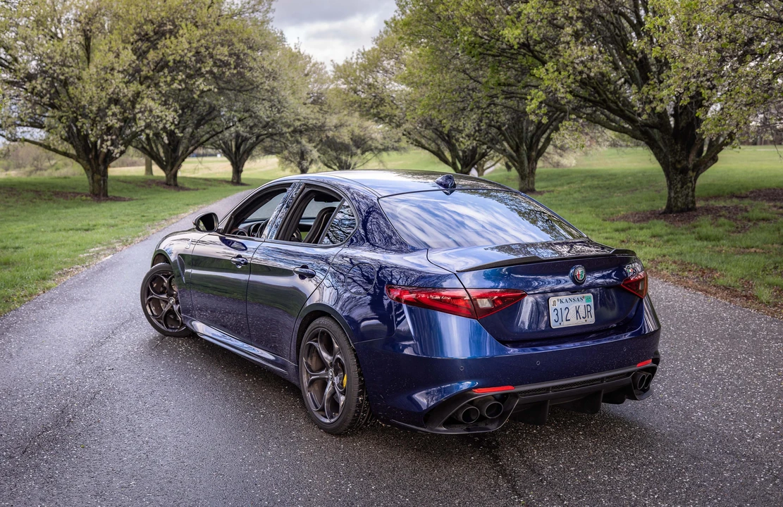 2018 Alfa Romeo Giulia Quadrifoglio - Image 7 of 31