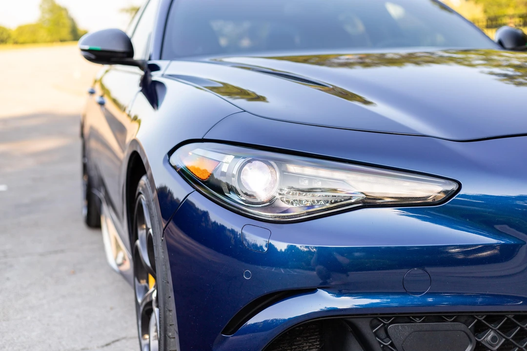 2018 Alfa Romeo Giulia Quadrifoglio - Image 11 of 31