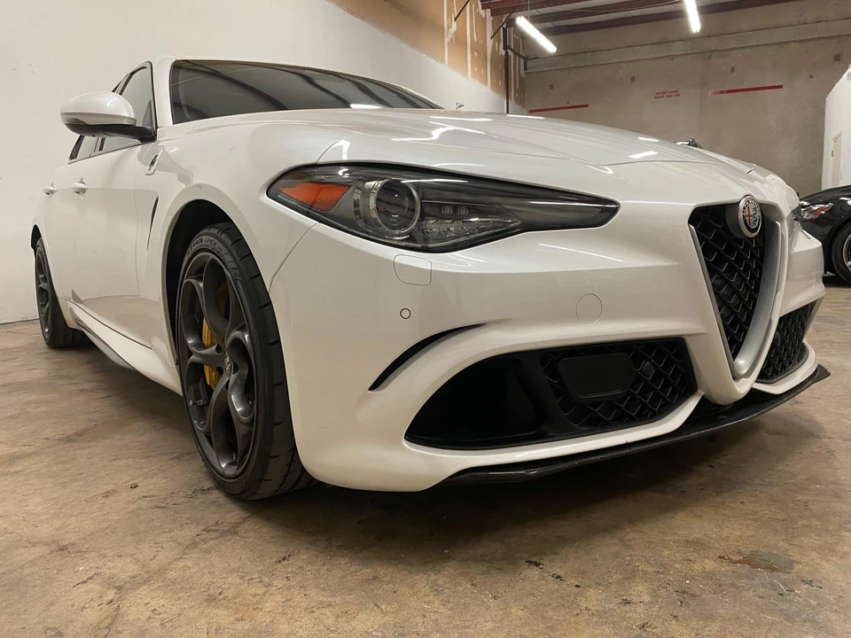 2018 Alfa Romeo Giulia Quadrifoglio - Image 16 of 31