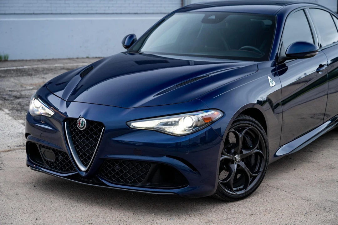 2018 Alfa Romeo Giulia Quadrifoglio - Image 24 of 31