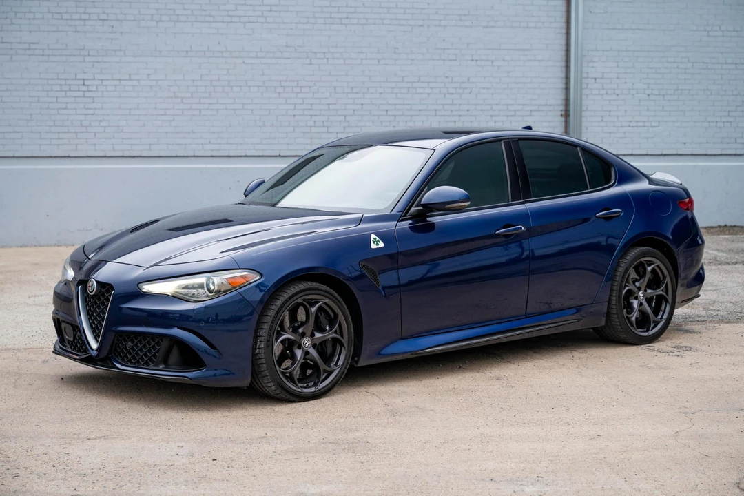 2018 Alfa Romeo Giulia Quadrifoglio - Image 2 of 31
