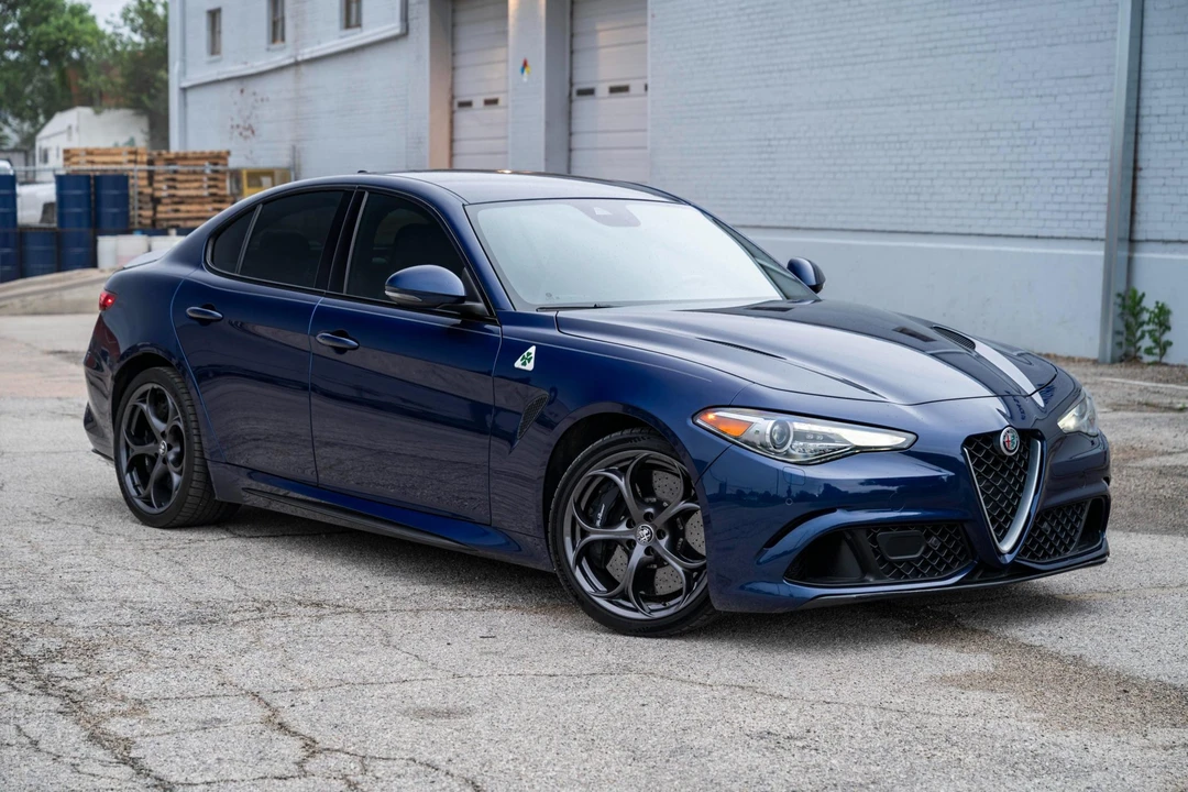 2018 Alfa Romeo Giulia Quadrifoglio - Image 8 of 31