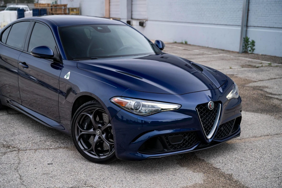 2018 Alfa Romeo Giulia Quadrifoglio - Image 18 of 31