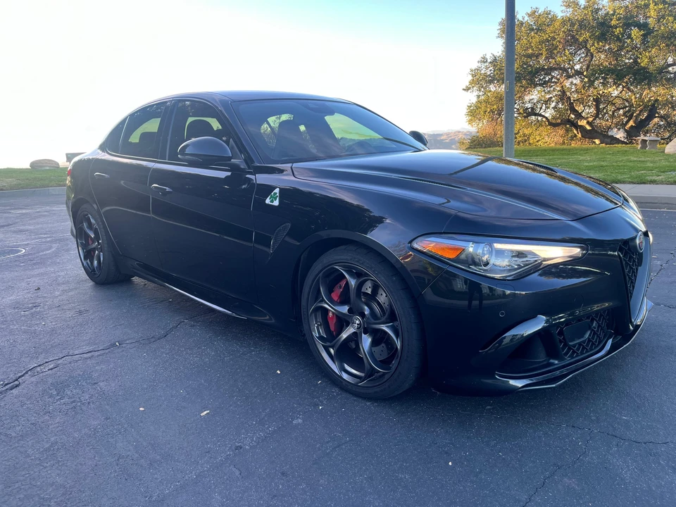 2018 Alfa Romeo Giulia Quadrifoglio - Image 16 of 31