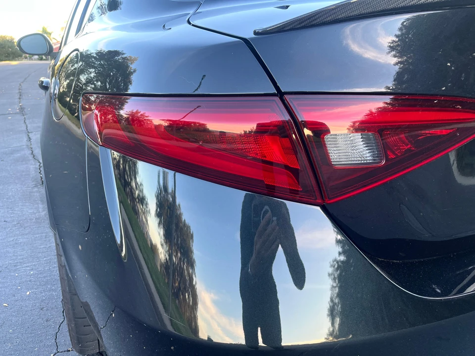 2018 Alfa Romeo Giulia Quadrifoglio - Image 28 of 31