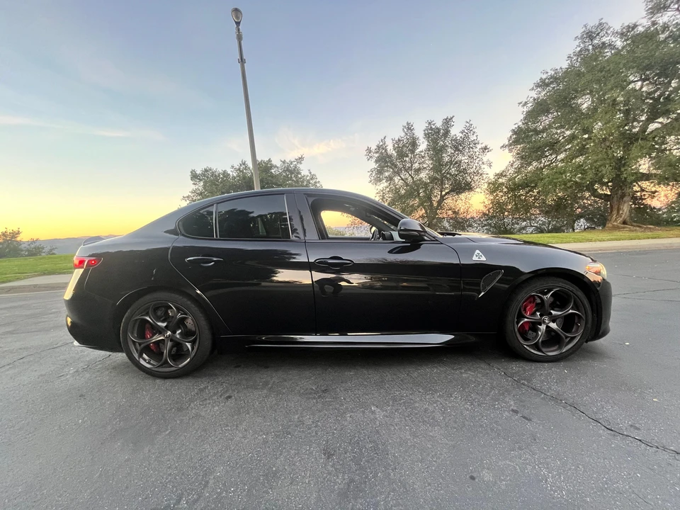 2018 Alfa Romeo Giulia Quadrifoglio - Image 15 of 31