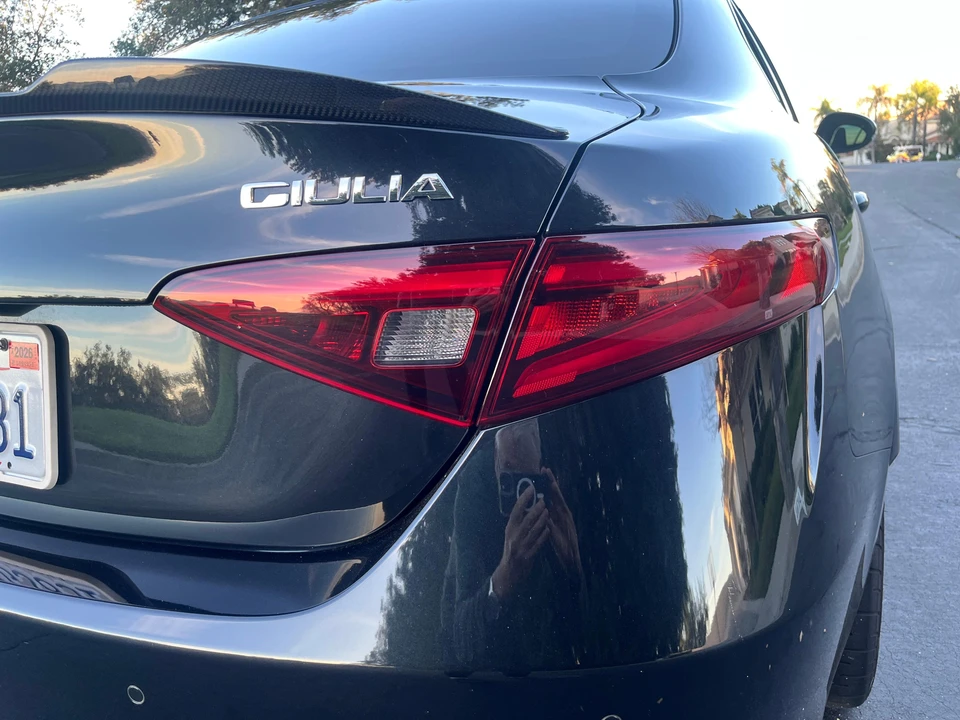 2018 Alfa Romeo Giulia Quadrifoglio - Image 29 of 31