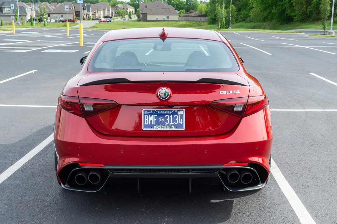 2018 Alfa Romeo Giulia Quadrifoglio - Image 7 of 31