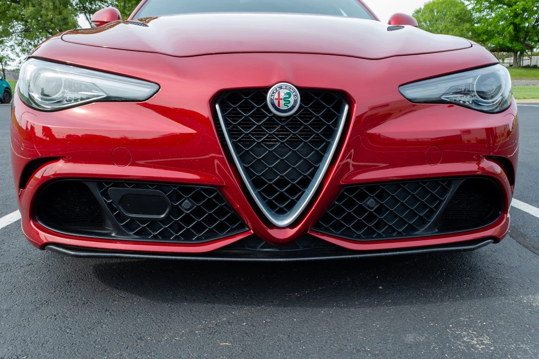 2018 Alfa Romeo Giulia Quadrifoglio - Image 28 of 31
