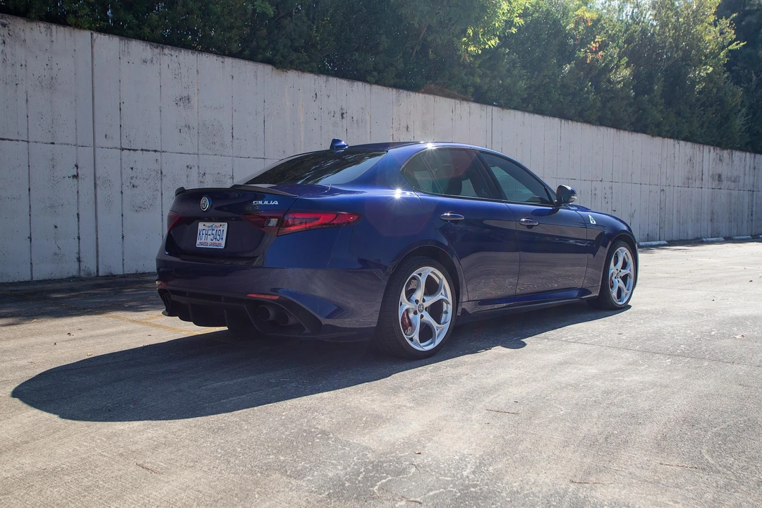 2018 Alfa Romeo Giulia Quadrifoglio - Image 11 of 31