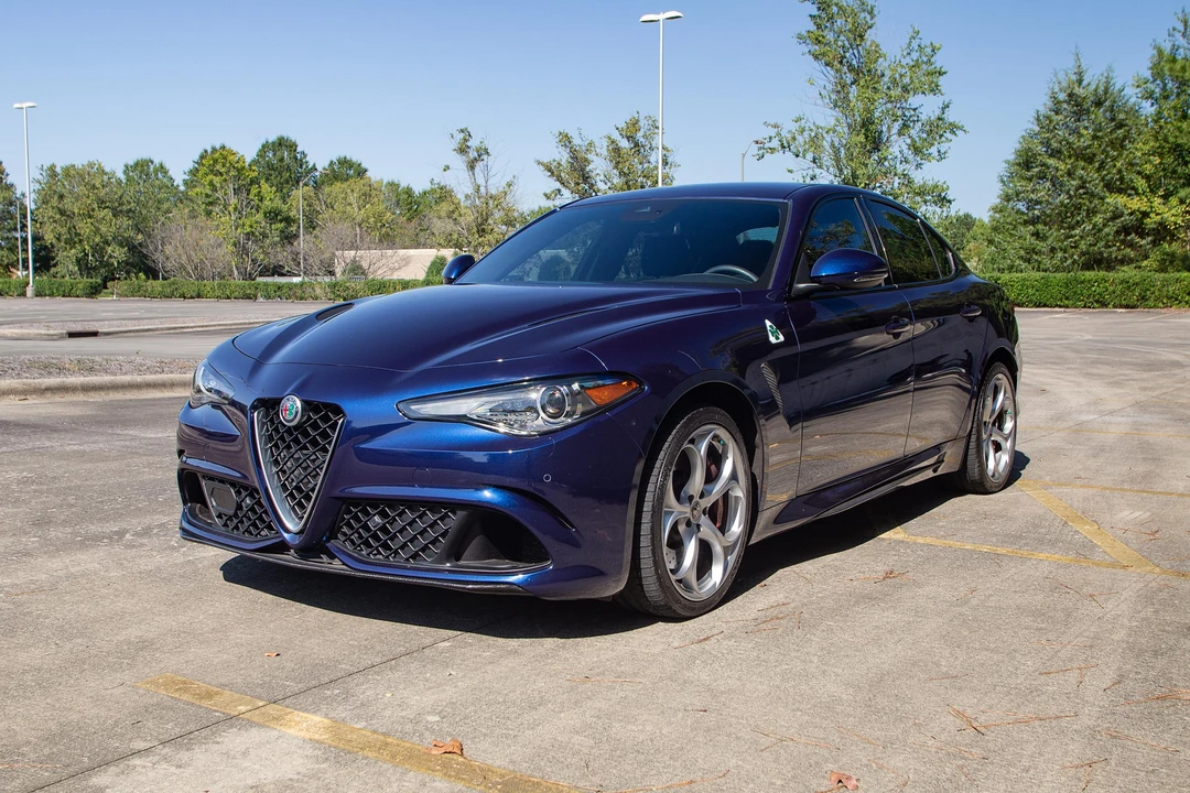 2018 Alfa Romeo Giulia Quadrifoglio - Image 8 of 31