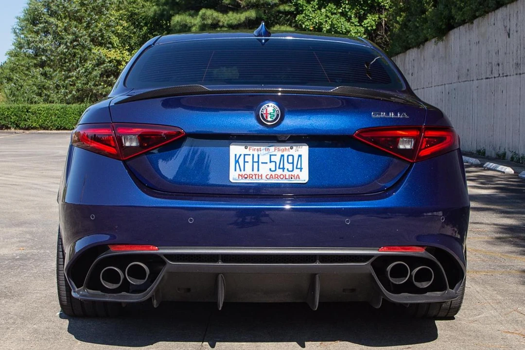 2018 Alfa Romeo Giulia Quadrifoglio - Image 5 of 31