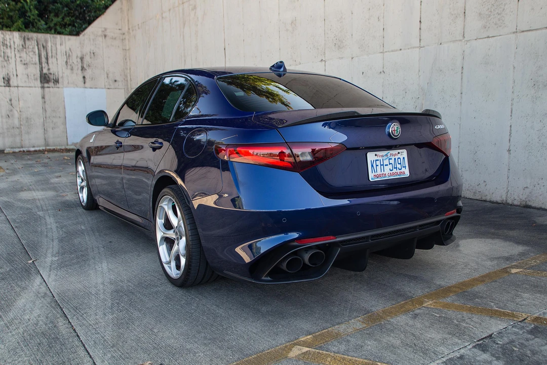 2018 Alfa Romeo Giulia Quadrifoglio - Image 9 of 31