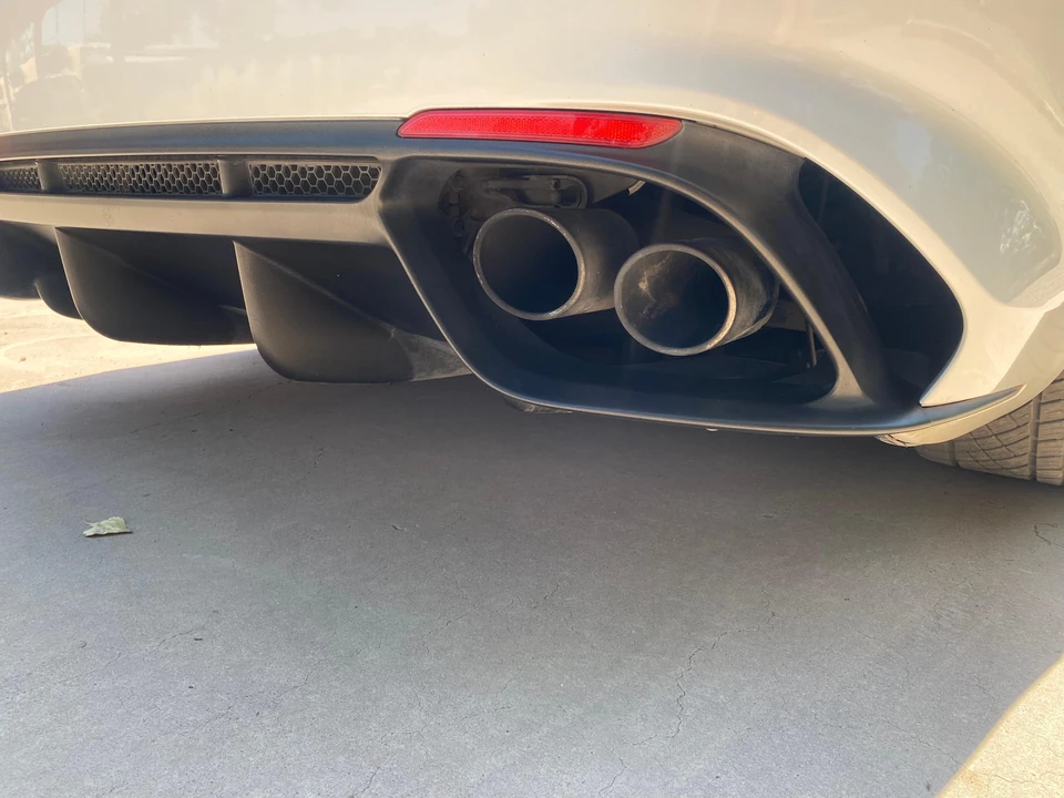 2018 Alfa Romeo Giulia Quadrifoglio - Image 25 of 31