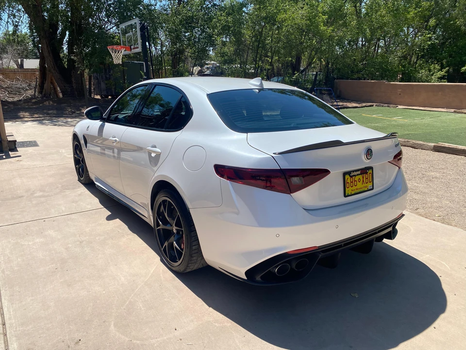 2018 Alfa Romeo Giulia Quadrifoglio - Image 11 of 31
