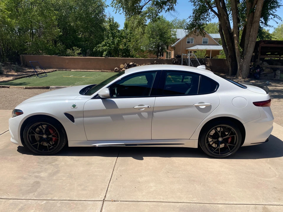 2018 Alfa Romeo Giulia Quadrifoglio - Image 8 of 31