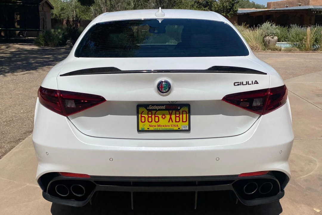 2018 Alfa Romeo Giulia Quadrifoglio - Image 5 of 31