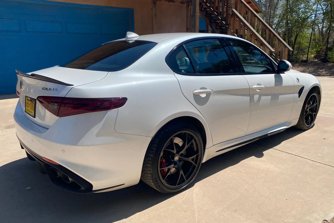 2018 Alfa Romeo Giulia Quadrifoglio - Image 4 of 31