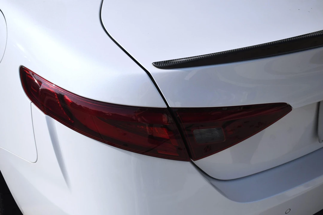 2018 Alfa Romeo Giulia Quadrifoglio - Image 20 of 31