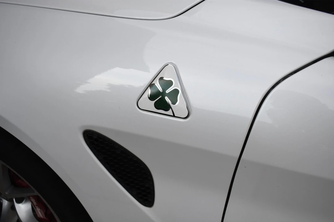 2018 Alfa Romeo Giulia Quadrifoglio - Image 22 of 31