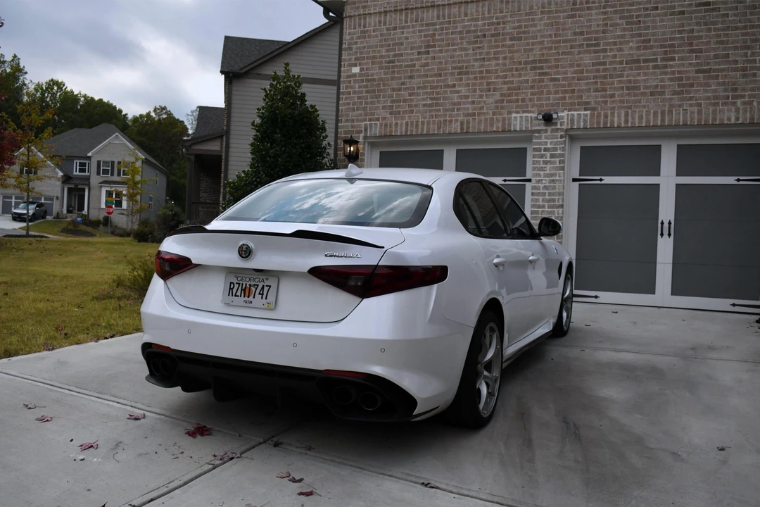 2018 Alfa Romeo Giulia Quadrifoglio - Image 8 of 31
