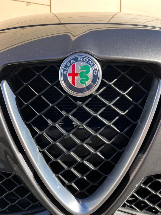 2018 Alfa Romeo Giulia Quadrifoglio - Image 26 of 31