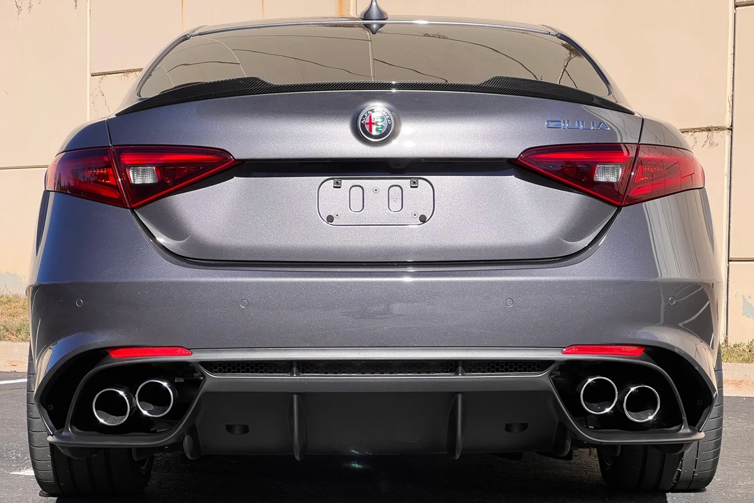 2018 Alfa Romeo Giulia Quadrifoglio - Image 5 of 31