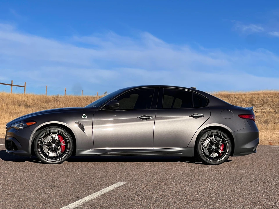 2018 Alfa Romeo Giulia Quadrifoglio - Image 13 of 31