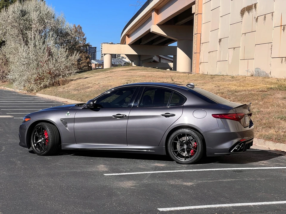 2018 Alfa Romeo Giulia Quadrifoglio - Image 15 of 31