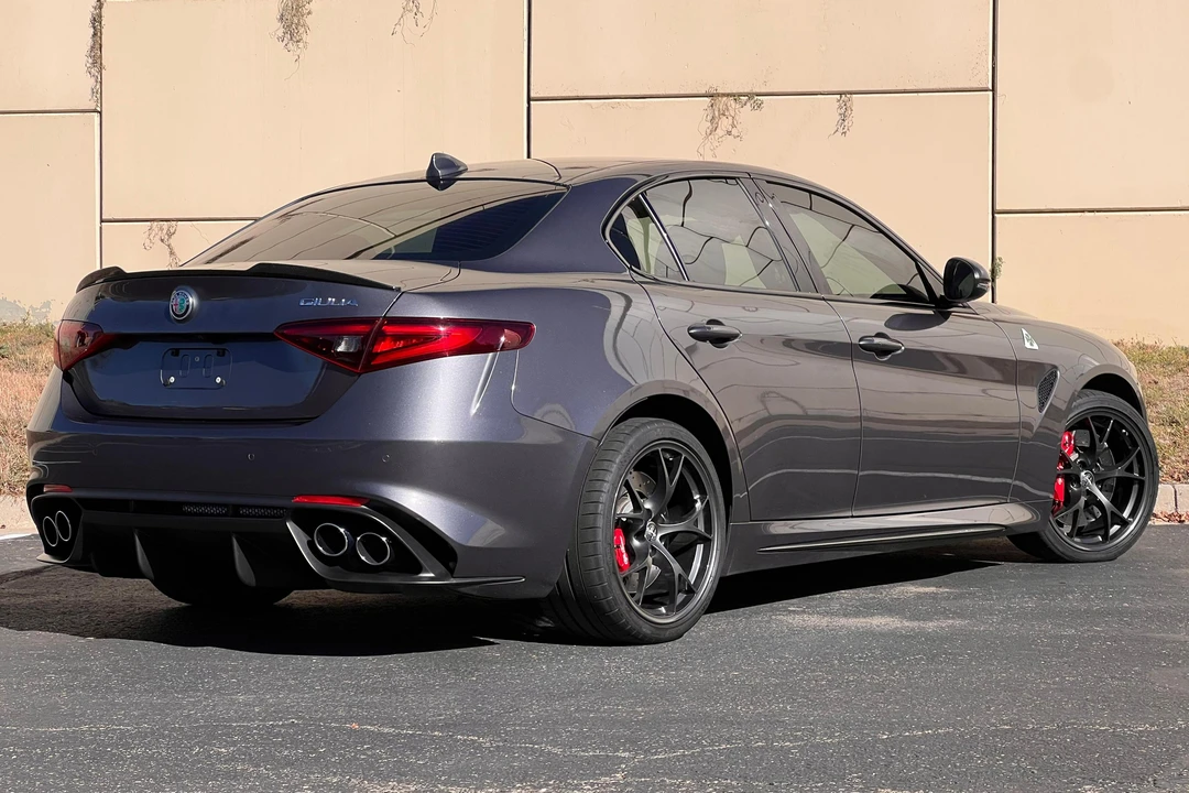 2018 Alfa Romeo Giulia Quadrifoglio - Image 4 of 31
