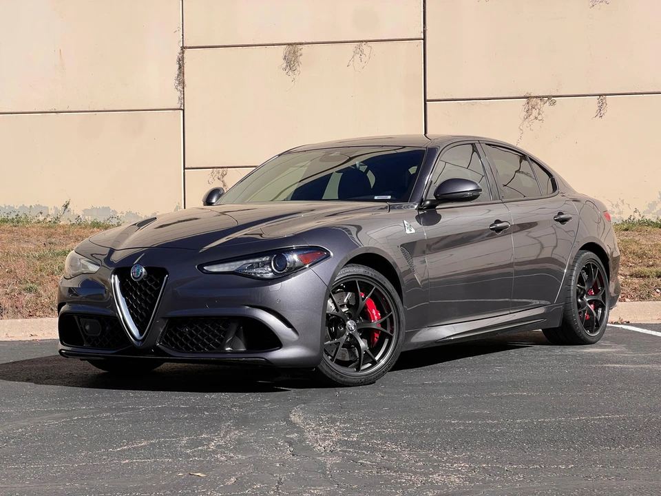 2018 Alfa Romeo Giulia Quadrifoglio - Image 11 of 31