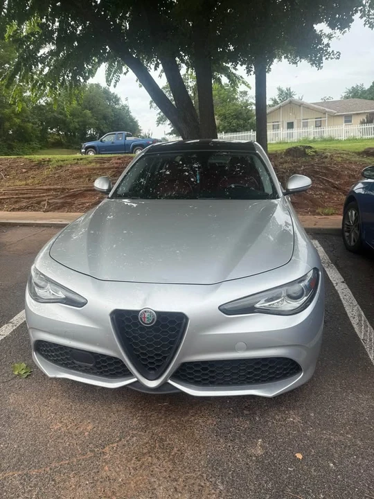 2018 Alfa Romeo Giulia - Image 3 of 5