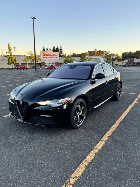 2018 Alfa Romeo Giulia - Image 2 of 19