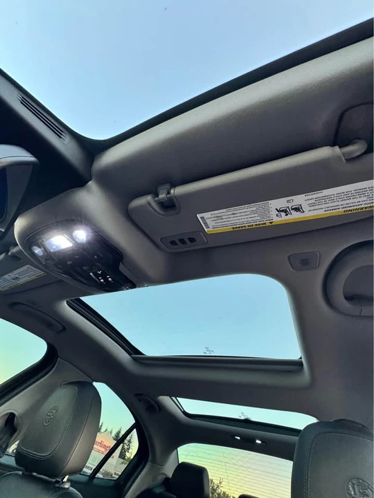 2018 Alfa Romeo Giulia - Image 19 of 19