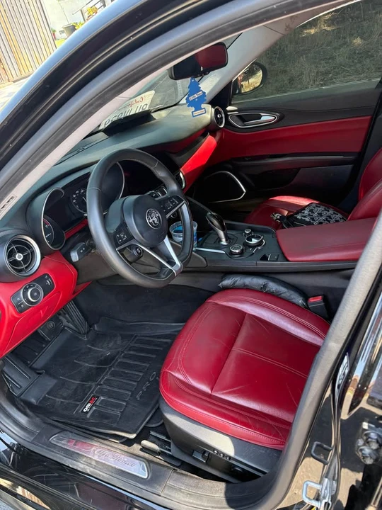 2018 Alfa Romeo Giulia - Image 4 of 6