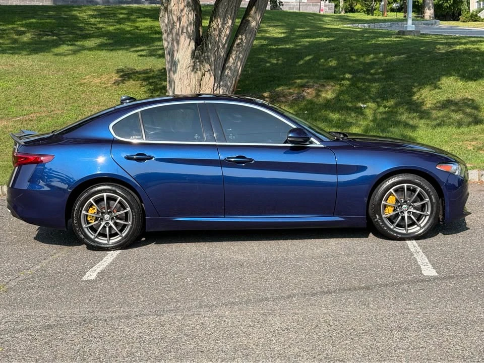 2018 Alfa Romeo Giulia - Image 8 of 20
