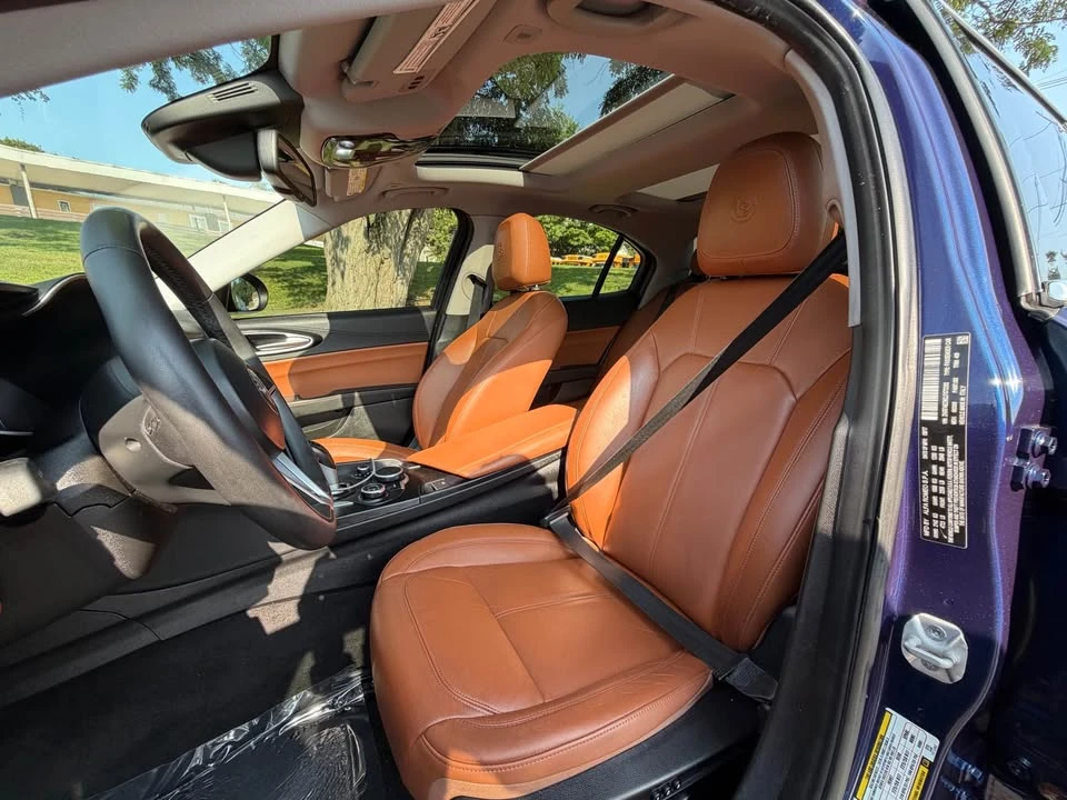 2018 Alfa Romeo Giulia - Image 10 of 20