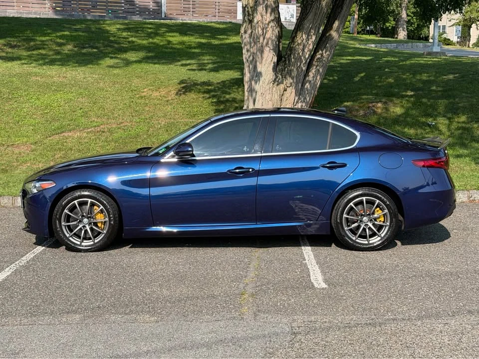 2018 Alfa Romeo Giulia - Image 7 of 20