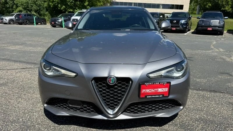 2018 Alfa Romeo Giulia - Image 10 of 20