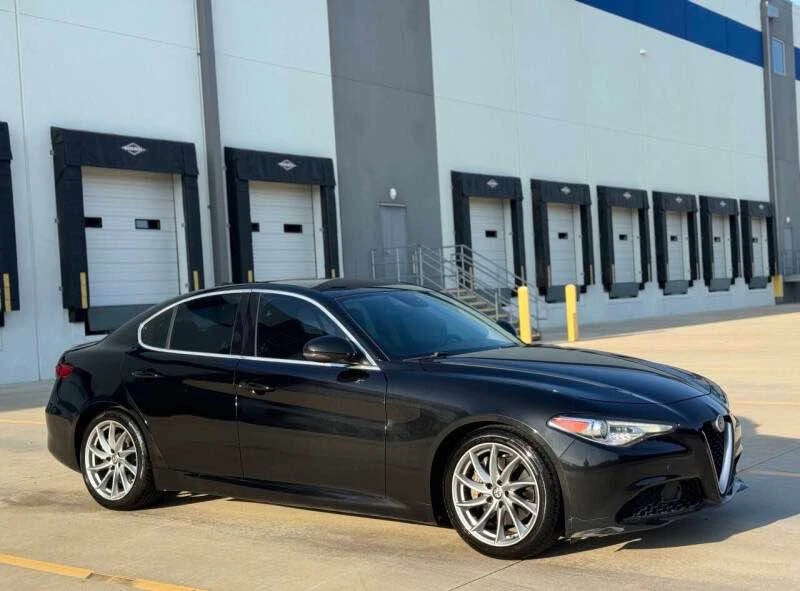 2018 Alfa Romeo Giulia - Image 4 of 17