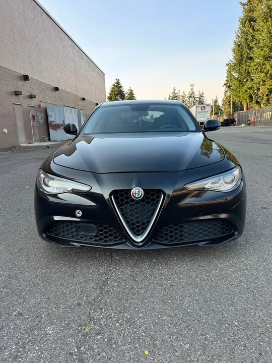 2018 Alfa Romeo Giulia - Image 2 of 20