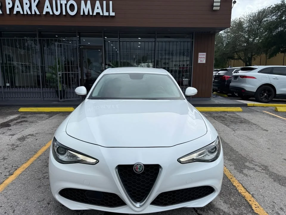2018 Alfa Romeo Giulia - Image 3 of 19