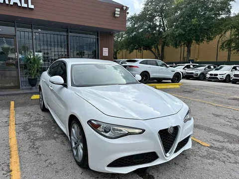 2018 Alfa Romeo Giulia Giulia