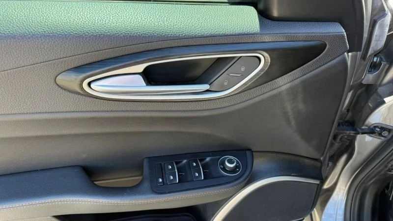 2018 Alfa Romeo Giulia - Image 12 of 20